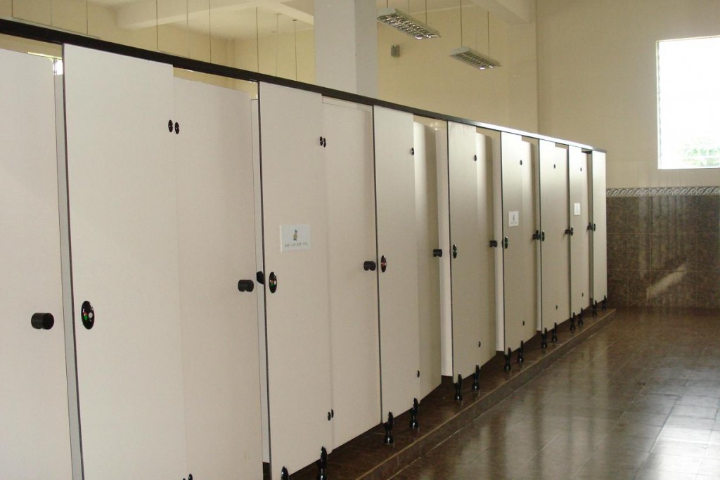 Thi công vách ngăn nhà vệ sinh compact HPL Hải Phòng